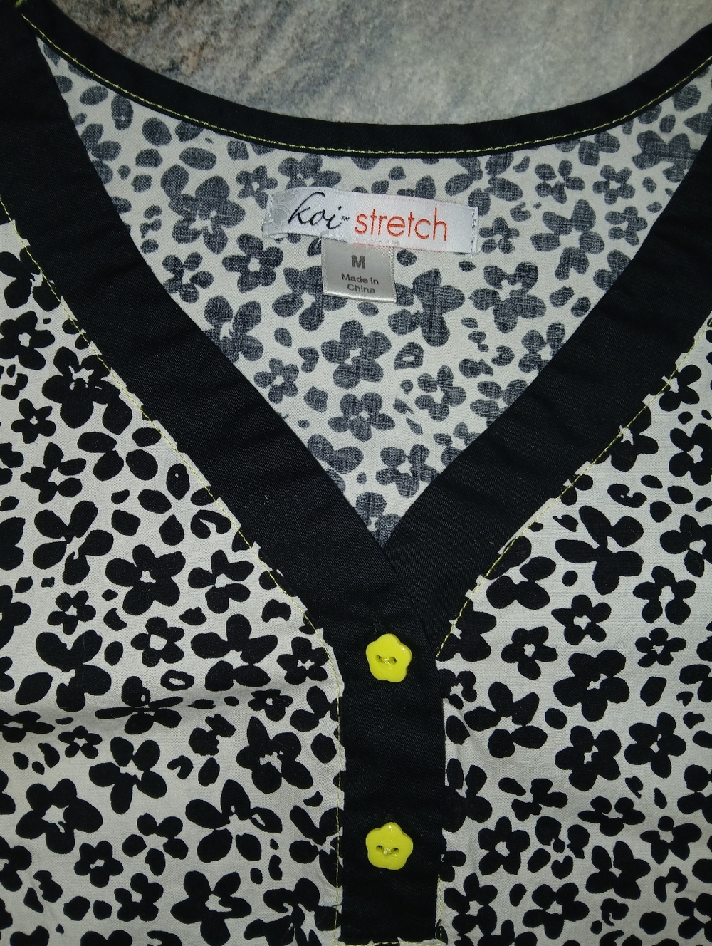 koi Black and White Floral Scrub Top - Picture 2 of 3